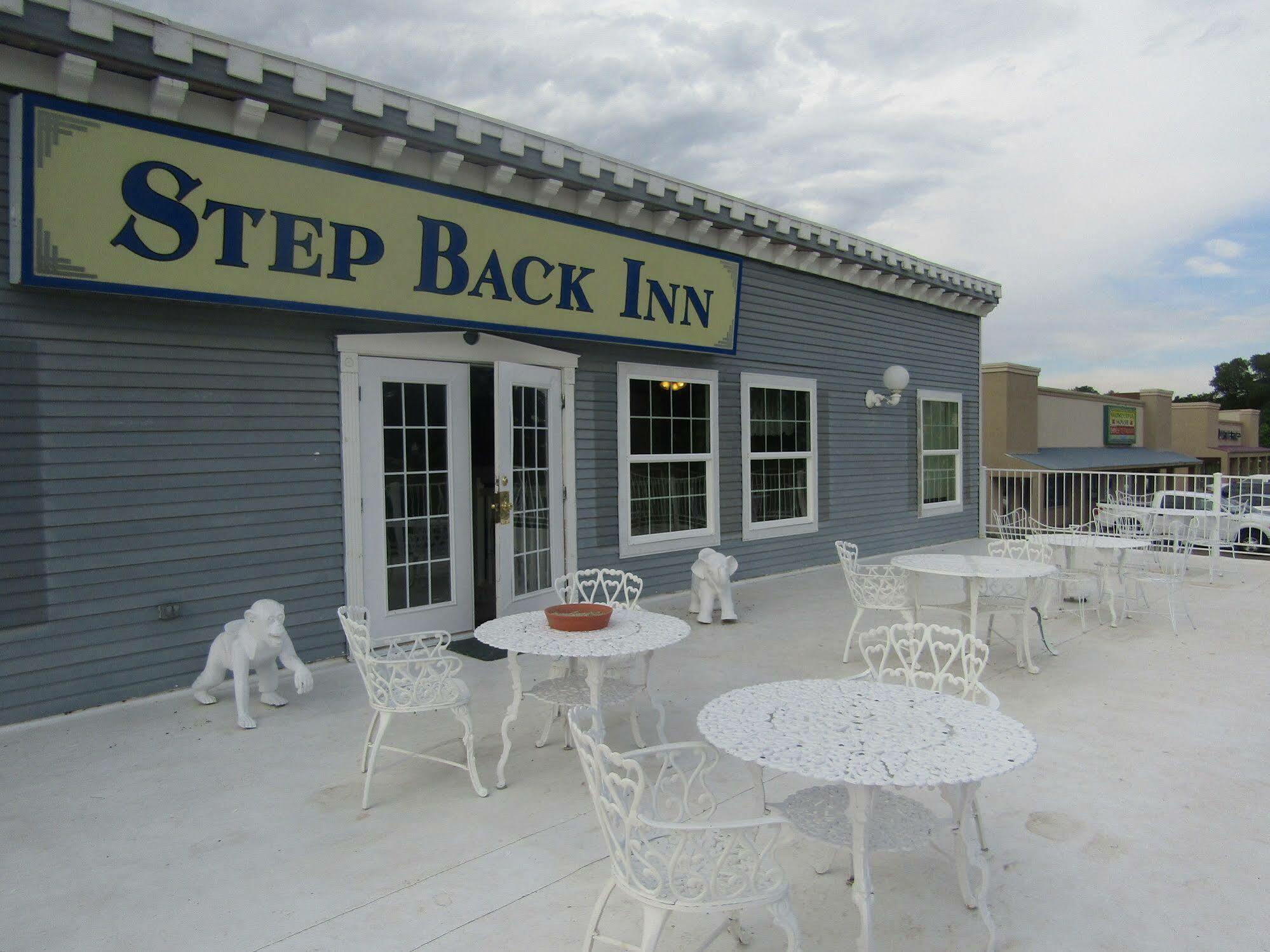 Step Back Inn Aztec 外观 照片